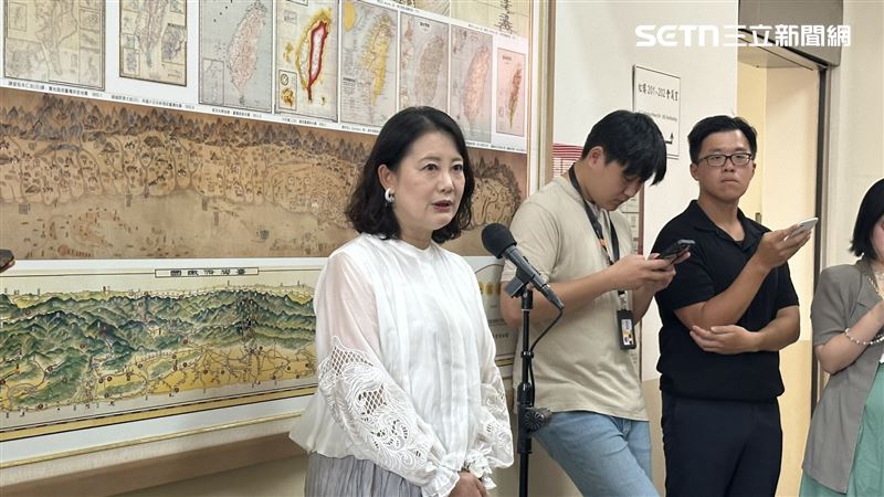 黃國昌坦言將投入新北市長選舉，吳思瑤認為，現在要接球、頭疼的是國民黨。（圖／記者詹宜庭攝影）