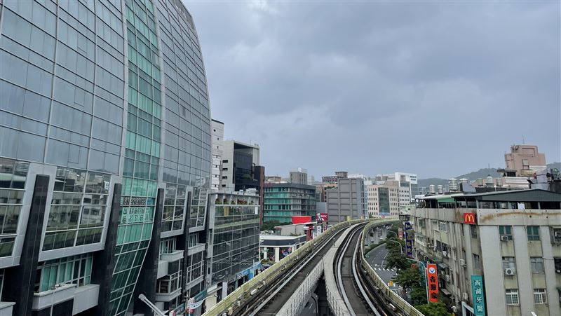 分散投資風險，保險業資產布局積極多元化，鎖定整棟廠辦、地上權與土地。（圖／台灣房屋提供）