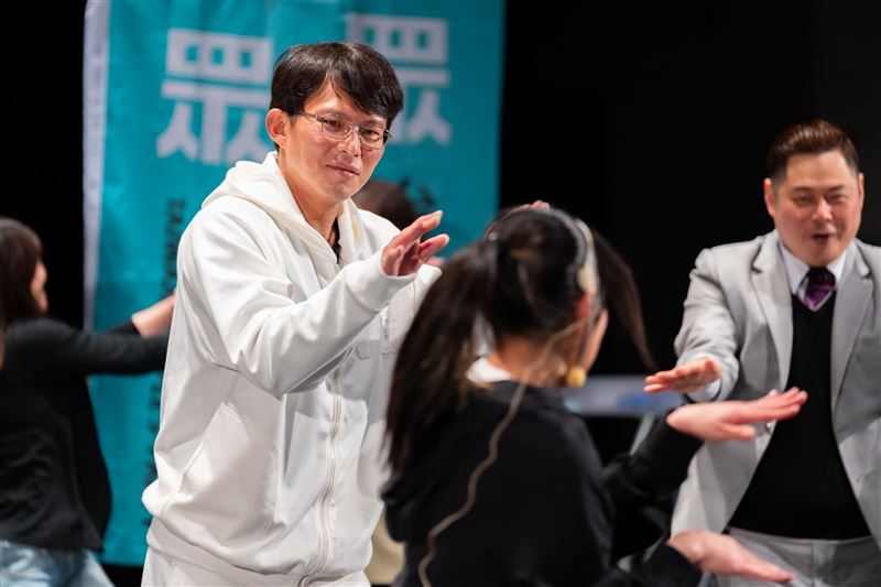 周玉蔻說,黃國昌突然孤軍表態宣告參選新北市長,戰略、戰術0分!一出手就被看破手腳!(圖/翻攝自黃國昌臉書)