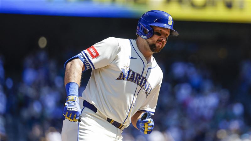 洛利45轟居全壘打王　連3戰轟助水手7連勝