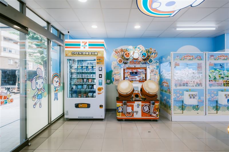 現場另有「盒玩智FUN機」、Pok&eacute;mon Ga-Ol&eacute;、三國幻戰卡片遊戲機、音樂格子機、太鼓達人、冰球機、搖搖馬等互動型設備。（圖／品牌業者提供）