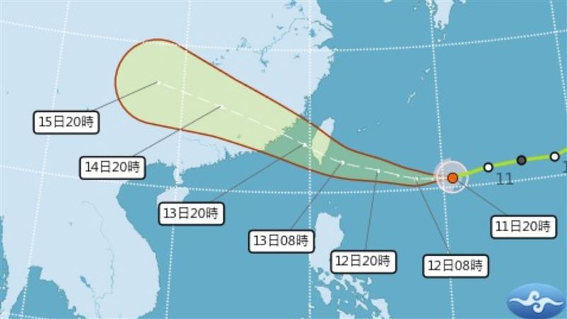 氣象署估計，中颱「楊柳」路徑將持續朝著台灣東部海面逼近，並於明（12）日中午至下午間陸續發布海上及陸上颱風警報。（圖／翻攝自中央氣象署）