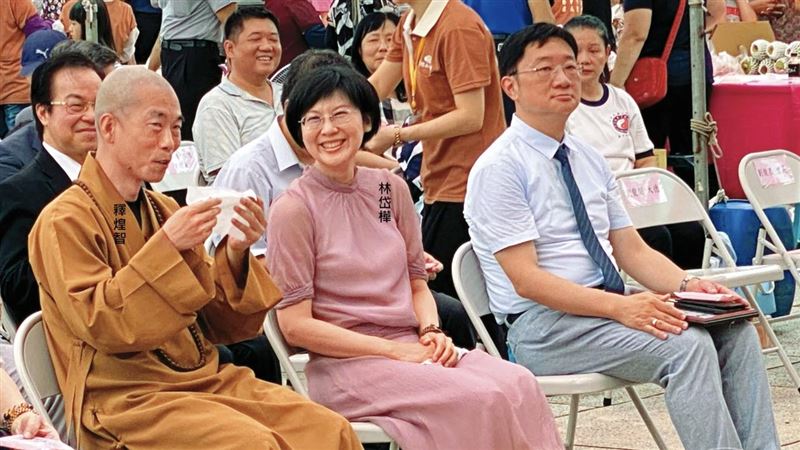 當2億貸款保人　林岱樺與住持交情不一般