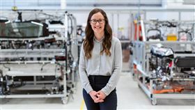 ▲台灣科技業女性工程師比例僅約一成三至一成五，1111人力銀行指出科技人才荒需從教育端解決，上論壇探討女性如何成為科技人才荒破局力量。（示意圖／PIXABAY）