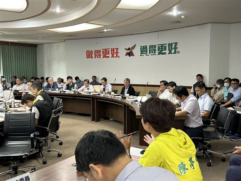 陳亭妃提出版本增列五大關鍵條文，目的在於讓災後救助更加即時、重建更加高效。（圖／陳亭妃辦公室提供）