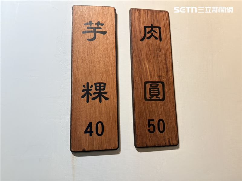 露店蘇來傳堅持不漲價。(圖/記者李育道攝影)