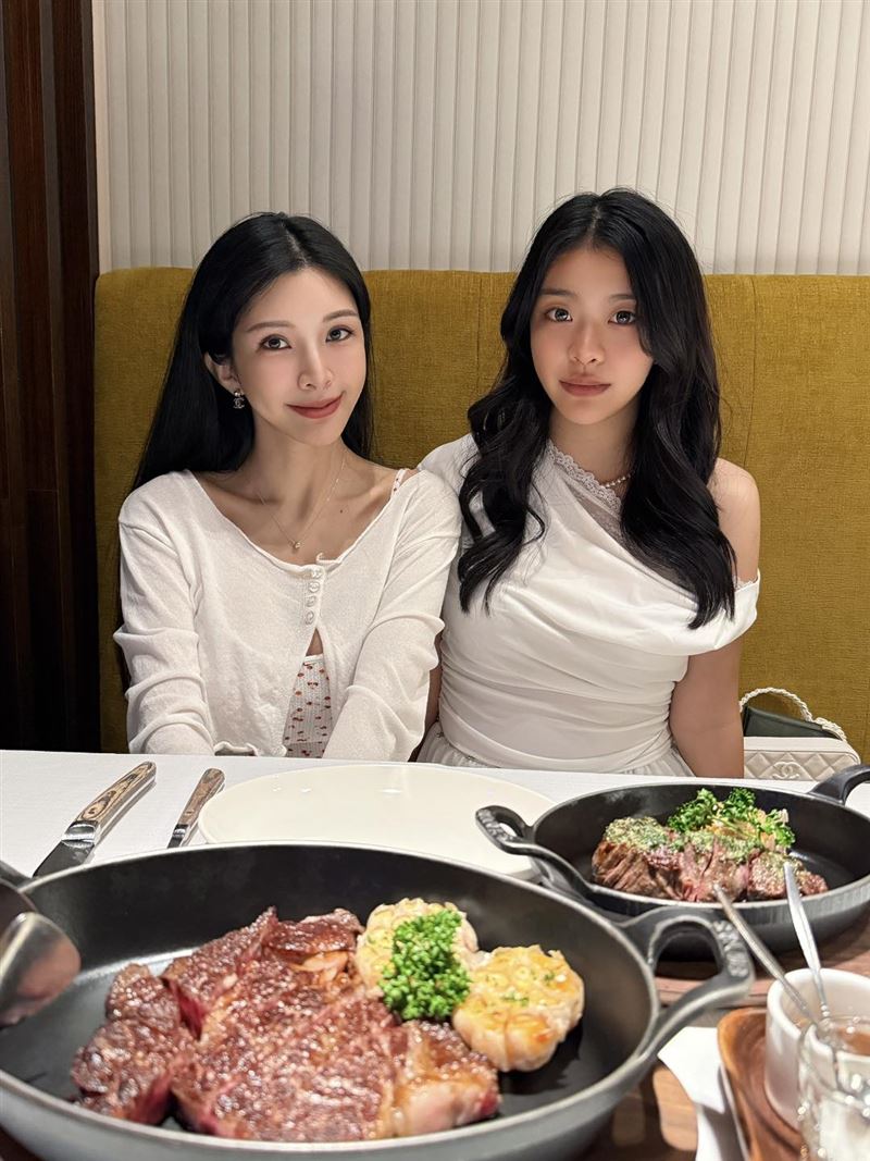 蘇心甯女兒17歲了。(圖/翻攝自臉書)