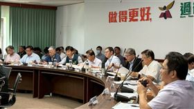 楊柳颱風來襲，行政院雲嘉南災後復原前進指揮所今（12）日研商因應。（圖／行政院提供）