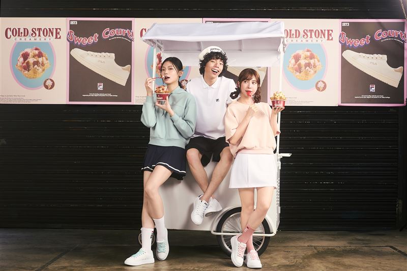 FILA &times; COLD STONE冰淇淋情侶鞋。（圖／品牌業者提供）
