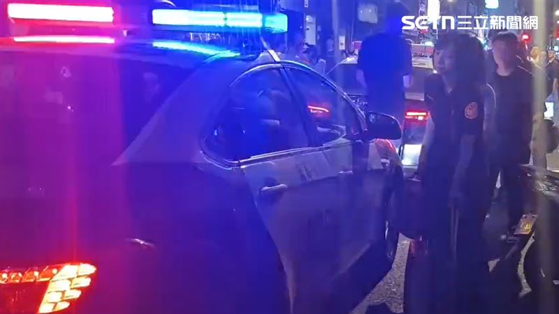 警方昨晚(12日)搜索,台北市萬華區西昌街一處私娼。(圖/翻攝畫面)