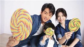 陳曉、陳妍希。