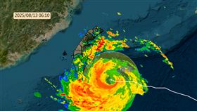 楊柳颱風殺到家門口！將「貫穿台灣」火速出海　重要歷程一次看。（圖／翻攝自賈新興臉書）