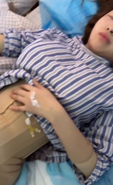 歐菈曝手術抽脂畫面(圖/翻攝自IG @dj__ola)