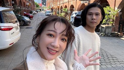 女星見3歲兒衣服有口紅印氣炸...真相曝光