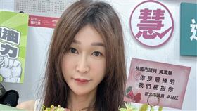 黃瓊慧貼照表示，謝謝這幾天一直給她加油的朋友，「我會繼續勇敢！」（圖／翻攝自黃瓊慧臉書）