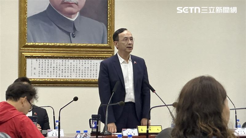 朱立倫說明當年歷史。（圖／記者詹宜庭攝影）