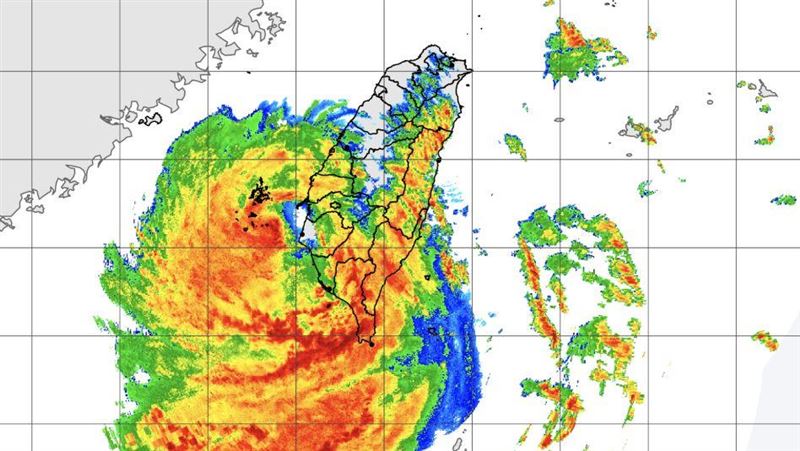楊柳颱風快閃3小時 16:00台南七股出海