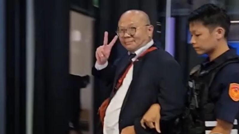 埋伏女主播下班！討美金男闖攝影棚遭架離