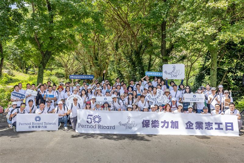 台灣保樂力加透過「We All Together」三階段計畫,將永續理念轉化為日常實踐。(圖/品牌業者提供)