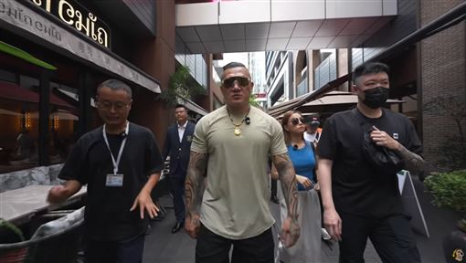 館長赴深圳！中媒低姿態訪問 提3字突消音