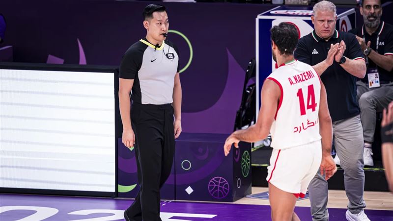 亞洲盃8強,台灣、伊朗之戰裁判尺度受到網友熱議。(圖/翻攝自FIBA)