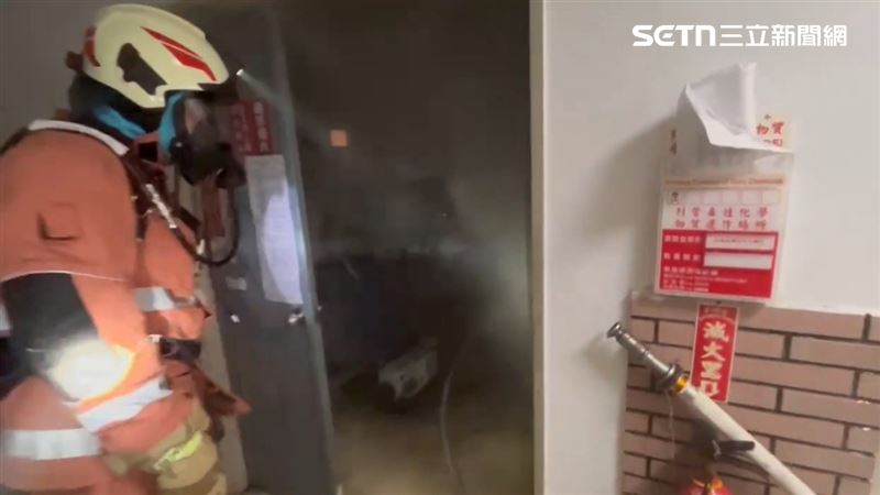火勢於半小時左右將火勢控制、撲滅。（圖／翻攝畫面）