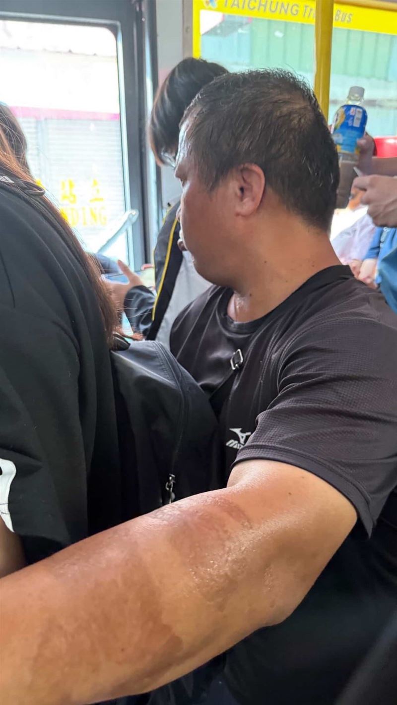 謝志忠收到家長陳情,校園附近出現騷擾男子。(圖/翻攝自謝志忠臉書)