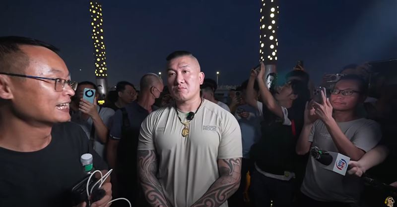 館長大讚，深圳被譽為「中國科技之都」。（圖／翻攝館長惡名昭彰YouTube）