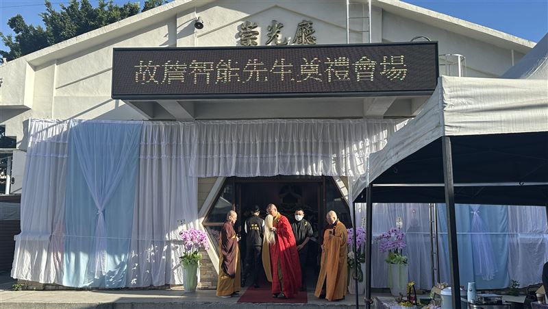 詹智能遭4刀刺死!今告別式家屬低調送別