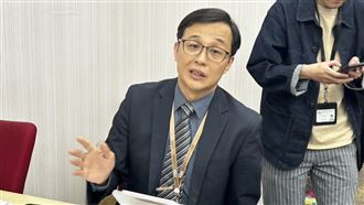 員工偷拍公文嘲諷王鴻薇　食藥署長道歉了