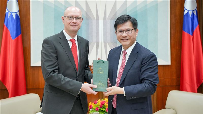 波蘭代表抵任　林佳龍盼深化科技文化合作