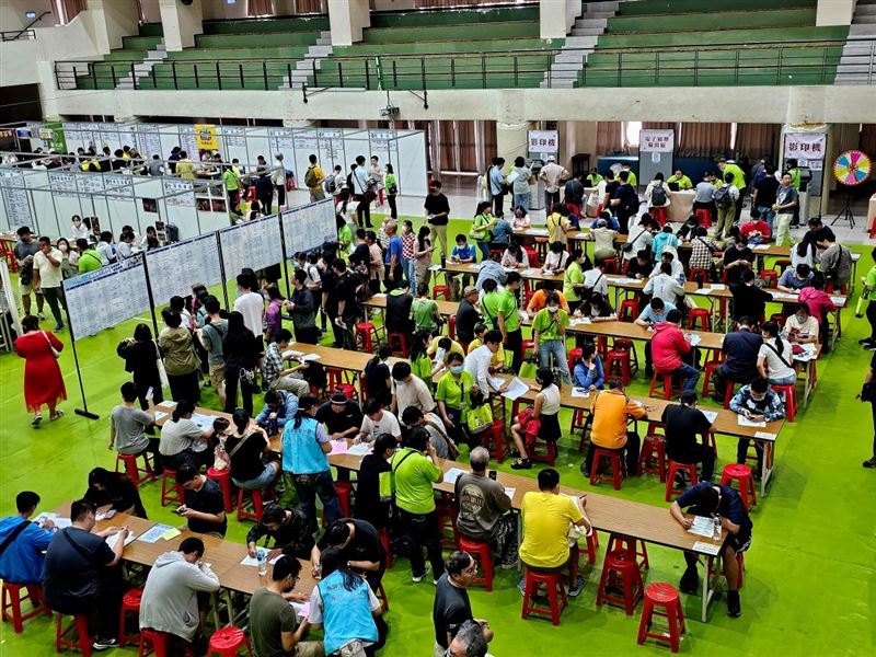 高雄現場徵才活動8月16日登場。(圖/高雄市政府提供)