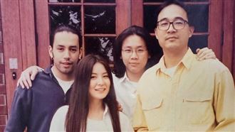 薔薔捕獲王祖賢近況　陳淑樺爆失智合照曝