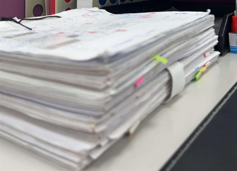 有代書冒用友人名義購買3筆深山土地，且設定抵押借款500萬，東勢地政事務所員工察覺有異，主動查證阻止。(圖／翻攝自東勢地政事務所臉書)