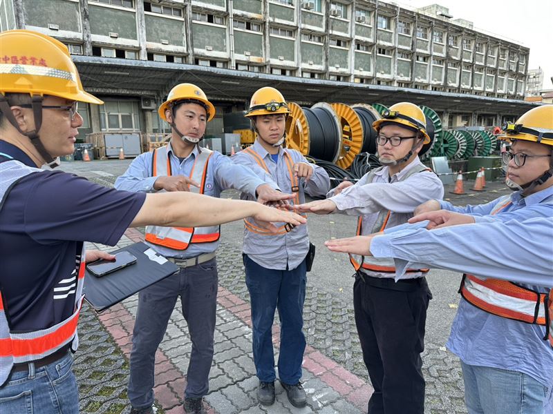 台電動員超過35名以上人員至梨山地區搶修。（圖／翻攝畫面）