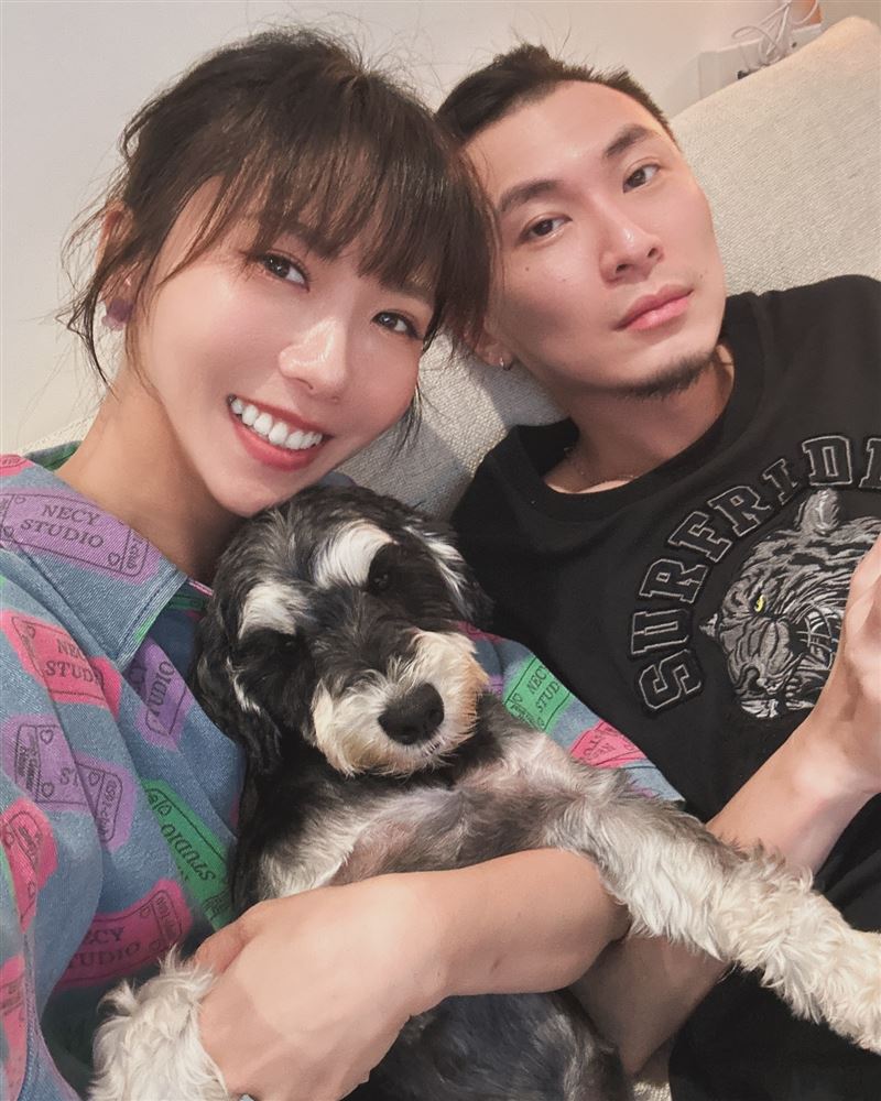 大牙最後跟老公的合照。（圖／翻攝自大牙臉書）