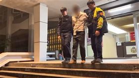 周男被警方依殺人罪移送。（圖／翻攝畫面）