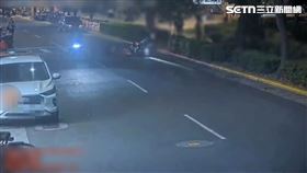 北市洪姓軍人騎車撞死26歲賴姓女行人。（圖／翻攝畫面）