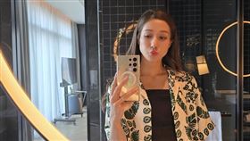 鍾嘉欣。（圖／翻攝自鍾嘉欣IG）