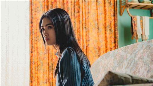 女星片場爆「卡到陰」全身發毛急喝符水