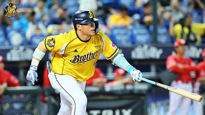 中信兄弟 曾頌恩8局下兩出局後敲出致勝安打，賽後也獲選單場MVP。（圖／中信兄弟提供）