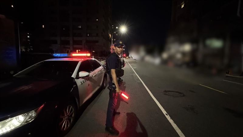 高雄女12F墜落倒大樓花圃　多處骨斷亡命