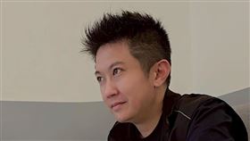 賓賓哥爭議不斷。（圖／翻攝自臉書）