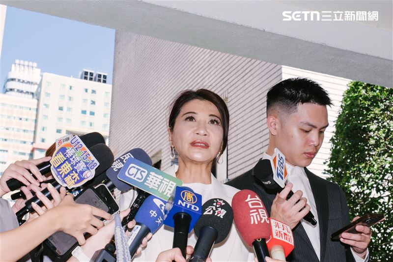 林楚茵強調，公務員、要職人員或退將都不該前去助紂為虐，甚至替中國宣揚國威。「台灣是台灣，中國是中國，不用為其錦上添花」。（圖／記者楊士誼攝影）