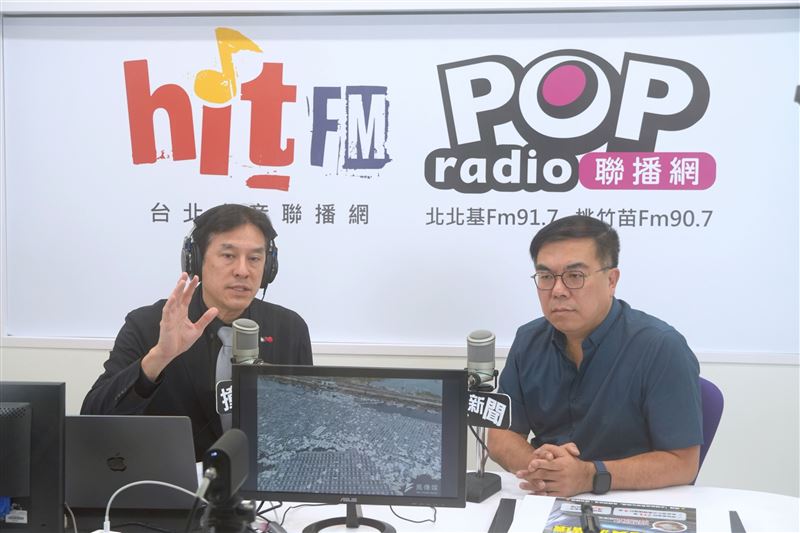環境部長彭啟明接受廣播節目《POP撞新聞》主持人黃暐瀚專訪。（圖／《POP撞新聞》提供）