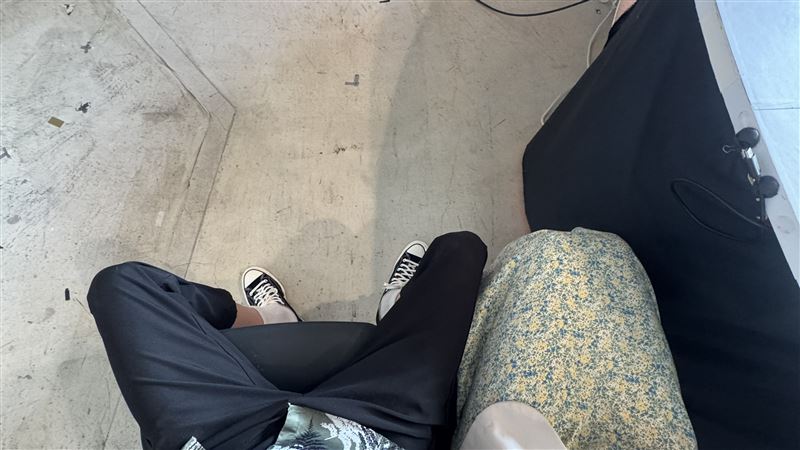 原PO搭公車遇上雙腿敞開的男子，無奈只能蜷縮一角。（示意圖／資料照）