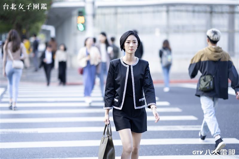 八大電視《台北女子圖鑑》桂綸鎂飾演北漂女子，角色年齡橫跨20年。（圖／八大提供）