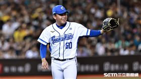 中職36年例行賽，富邦悍將後援投手曾峻岳。（圖／記者劉彥池攝影）