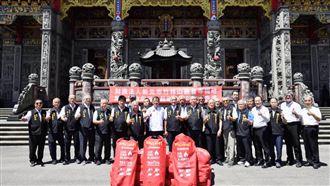 火燒電動車引熱議！竹林山觀音寺出手了