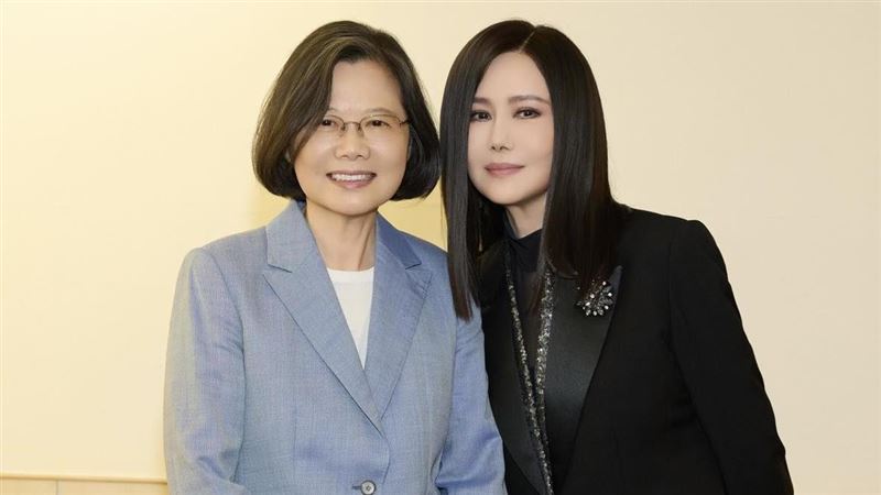 江蕙震撼合體蔡英文前總統！點名最愛這首